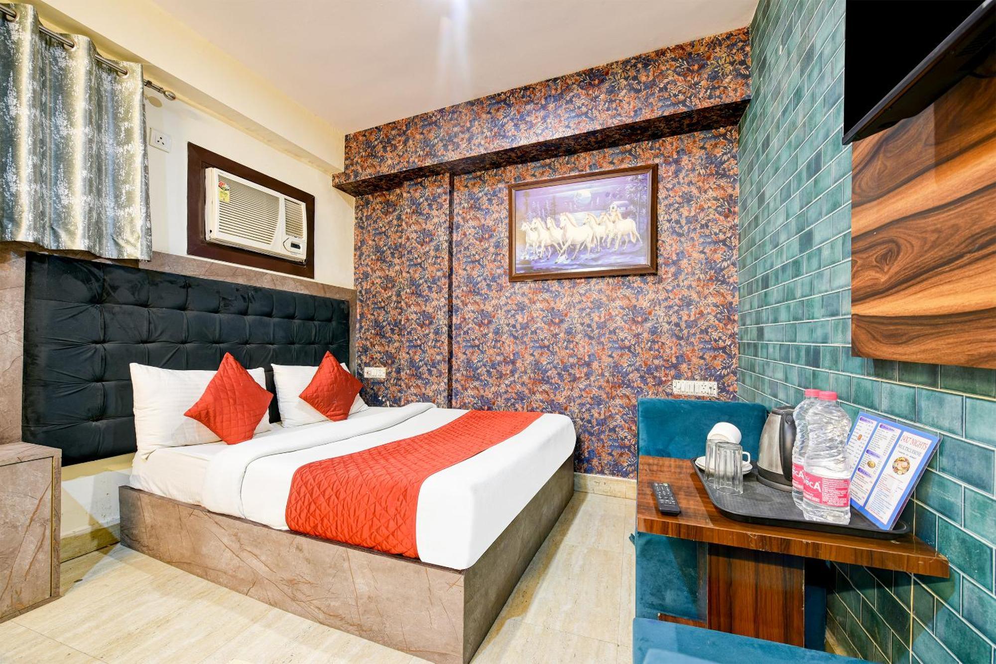 Airport Hotel Classic Park Nueva Delhi Exterior foto